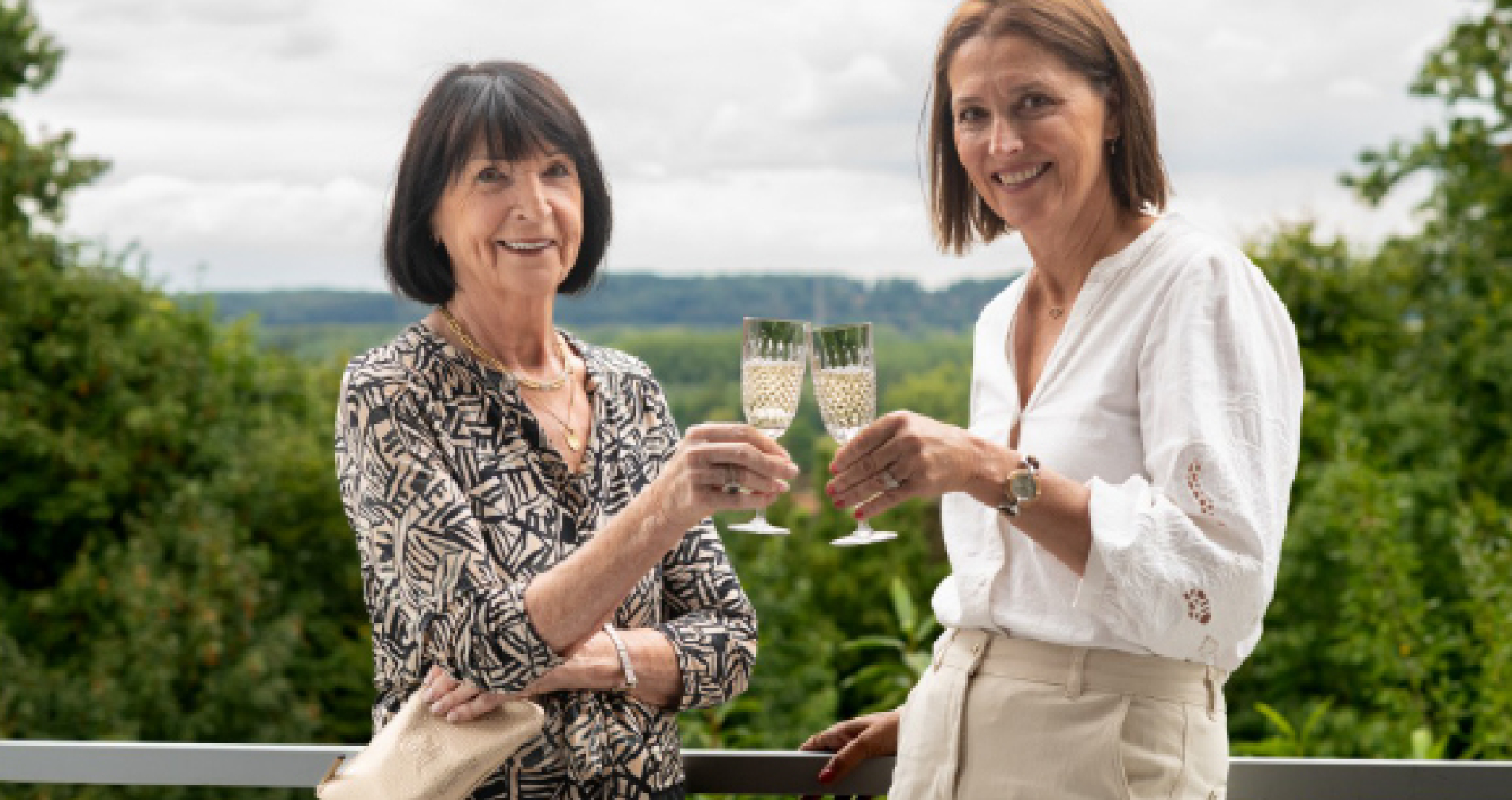 Markantmagazine dec 2025 overzicht kledingboetiek Sonja Sonneville Holsbeek Markant Best Pittig An Van Daele fotografe