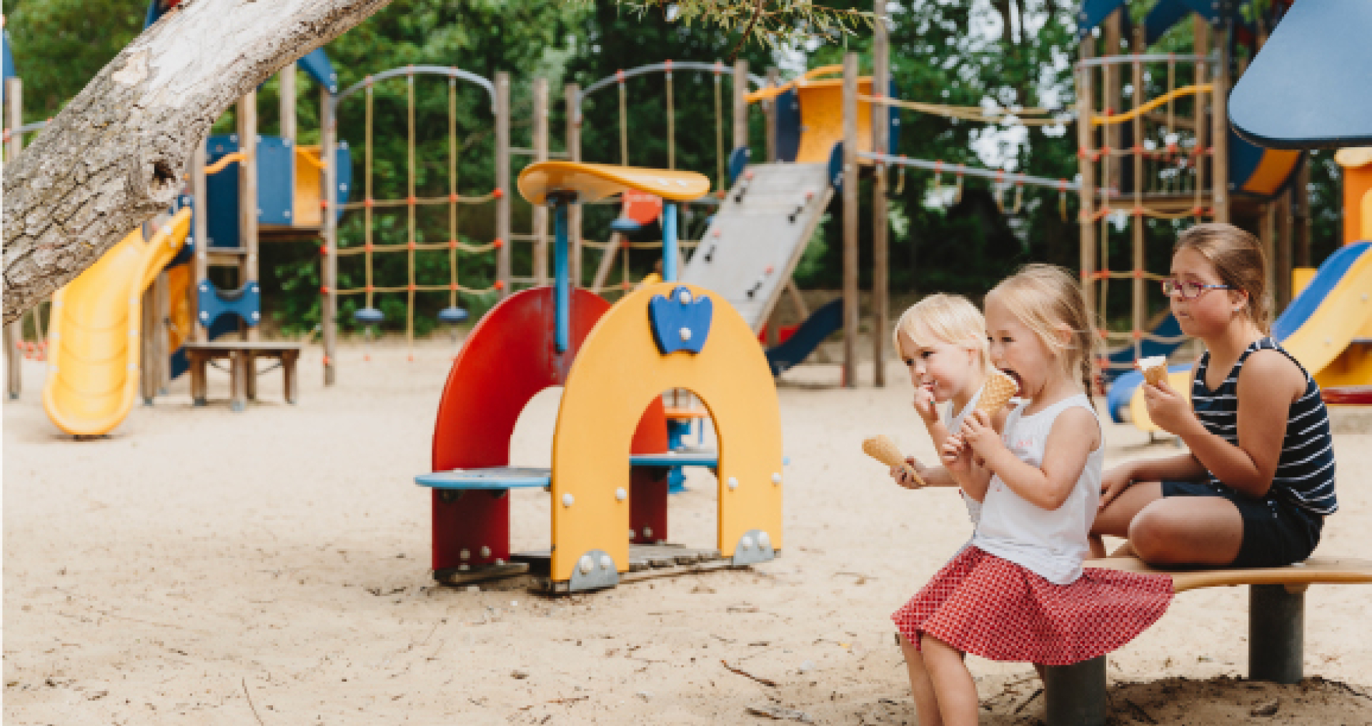 Vrouwennet Ter Helme reis grootouders Oostduinkerke zee markant